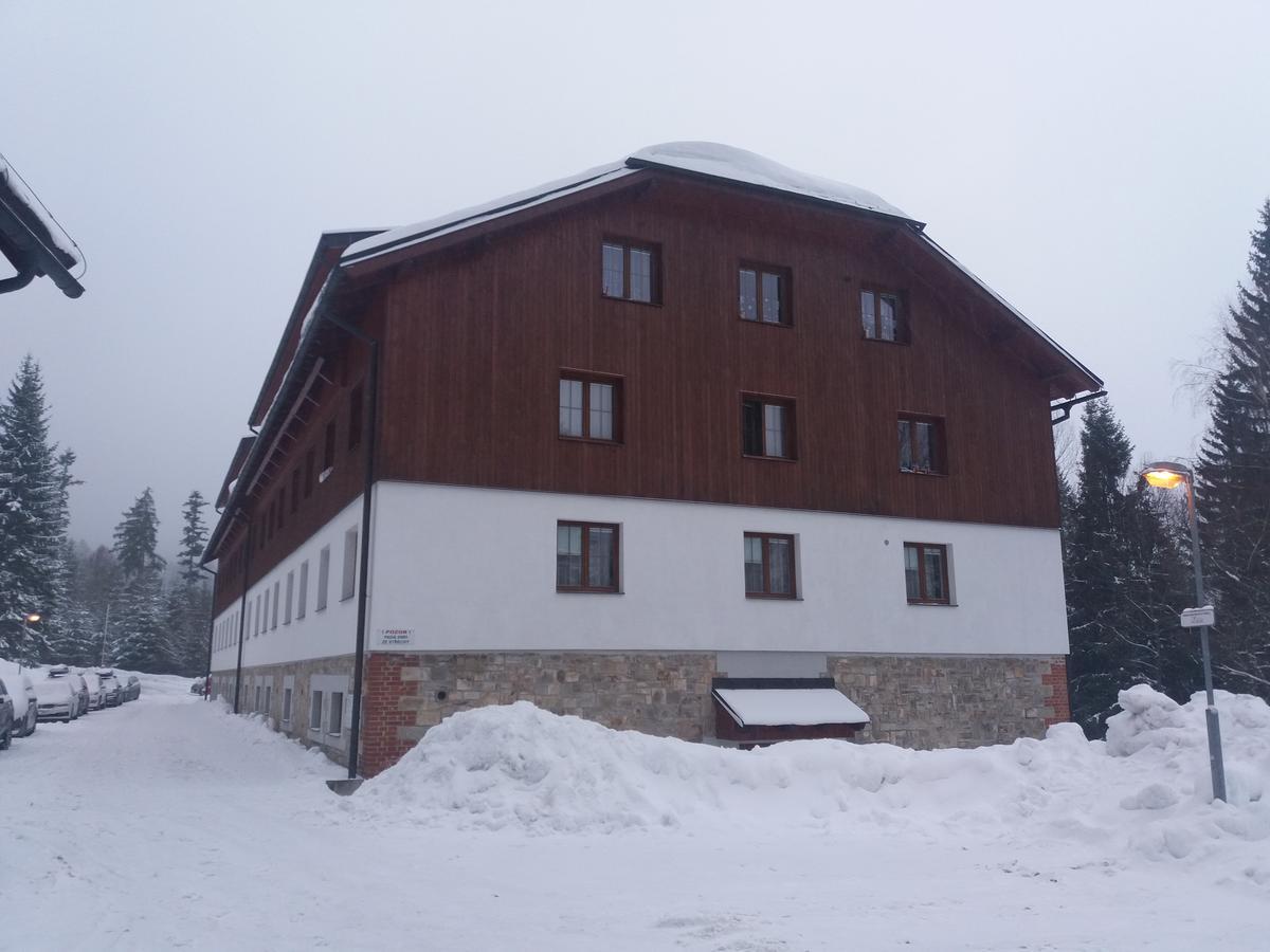 Apartmán Špičák Sruby Spicak Exterior foto